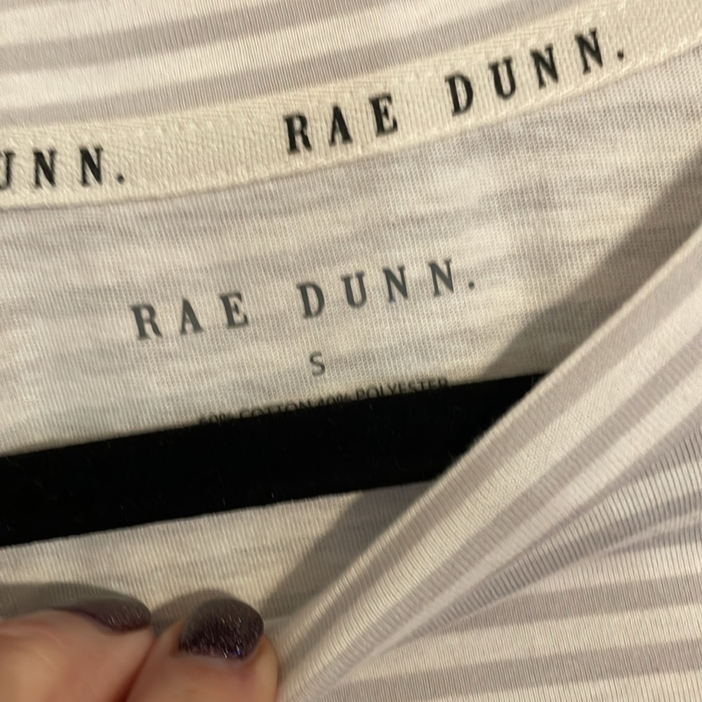 Happy shirt by Rae Dunn - Picture 2 of 7